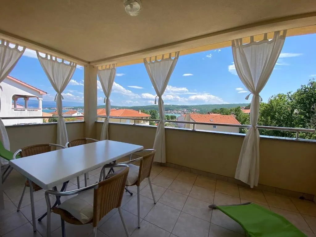 Apartmani Andrea Cizici 0*,
